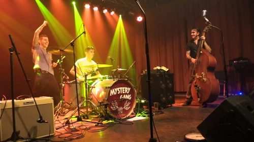 A  Mystery Gang bemutatta -Élő közvetítés a Rakéta presszóból