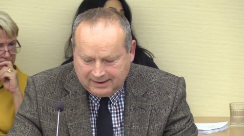 Interpelláció a csertelepi játszótérrel és a padragi művelődési házzal kapcsolatban